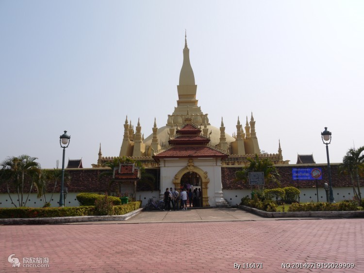 假期去老挝旅游五天需要多少钱，老挝私人导游哪里找